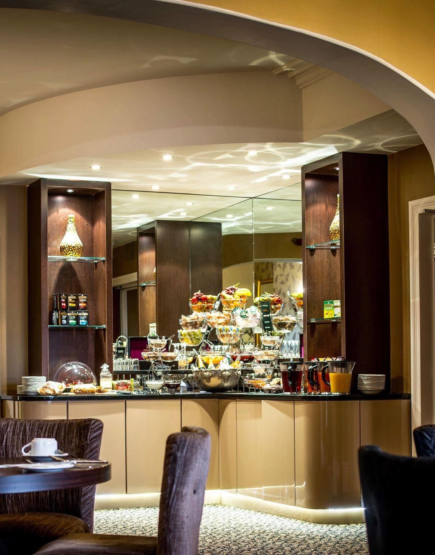 York House Гостевой дом Уитли-Бей